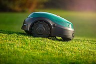 Robot řady RT je tu, aby vás zbavil stresu při sekání a poskytl vám více času na to, abyste si na za